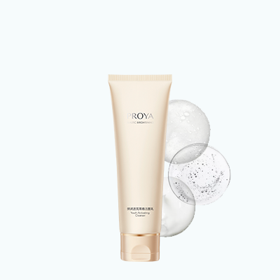 PG弹润透亮青春洁面乳